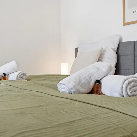 아파트 Zentrum, Naehe Dom, Messe, 90 Qm, 3 Zi, Balkon, Kostenloser Parkplatz *