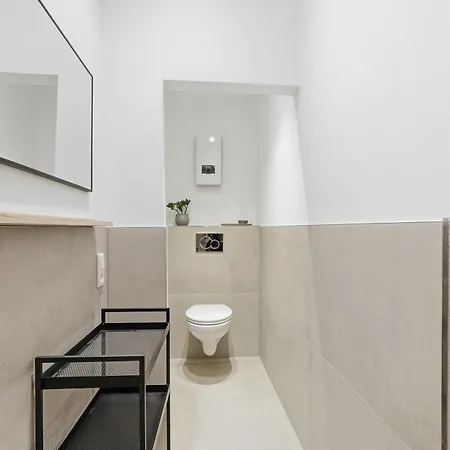 Zentrum, Naehe Dom, Messe, 90 Qm, 3 Zi, Balkon, Kostenloser Parkplatz 쾰른