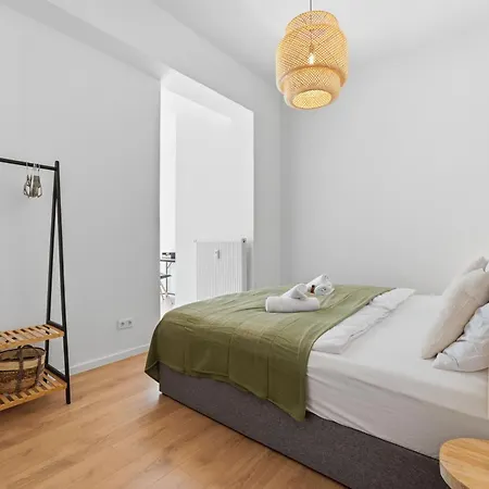 Zentrum, Naehe Dom, Messe, 90 Qm, 3 Zi, Balkon, Kostenloser Parkplatz *