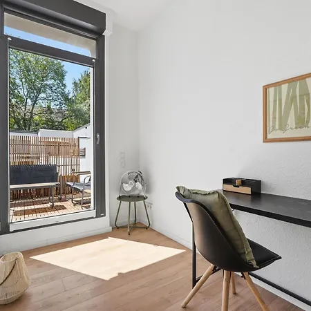 Zentrum, Naehe Dom, Messe, 90 Qm, 3 Zi, Balkon, Kostenloser Parkplatz * Kolín nad Rýnem