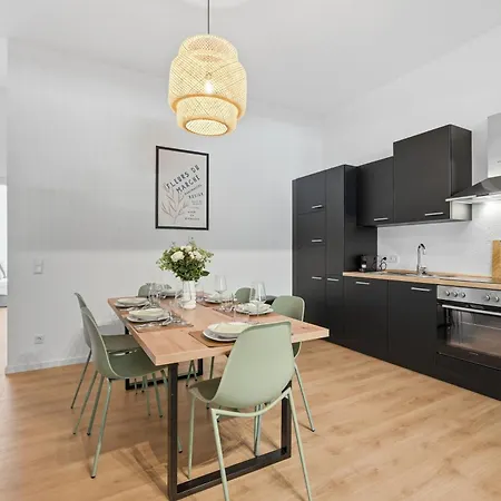 아파트 Zentrum, Naehe Dom, Messe, 90 Qm, 3 Zi, Balkon, Kostenloser Parkplatz *