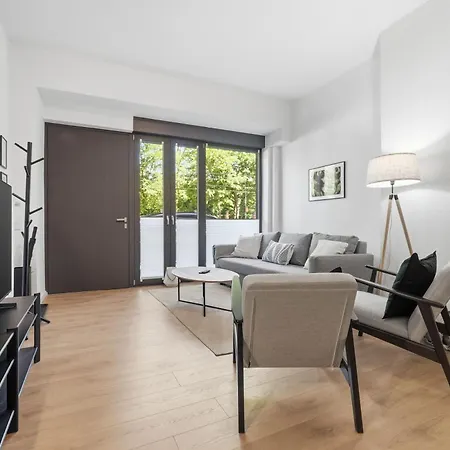 Zentrum, Naehe Dom, Messe, 90 Qm, 3 Zi, Balkon, Kostenloser Parkplatz 아파트 쾰른